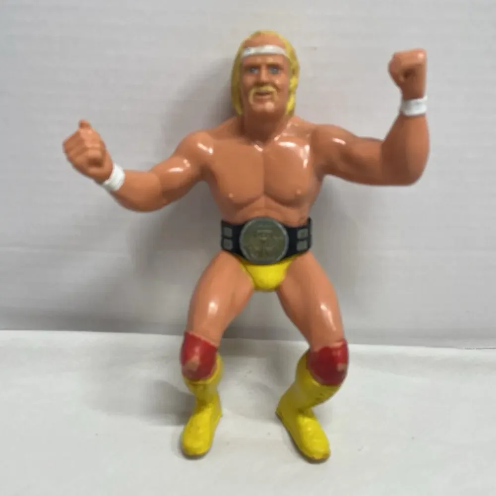 Vintage WWF 1984 Hulk Hogan Wrestling Superstar Figure LJN Titan Sports